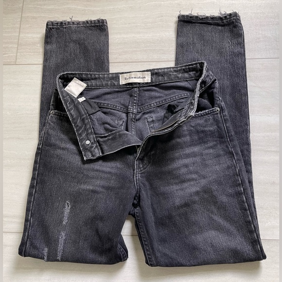 REFORMATION JULIA HIGH CIGARETTE JEANS - Picture 2 of 4